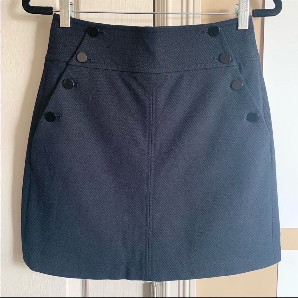 Club Monaco Structured Skirt With Buttons